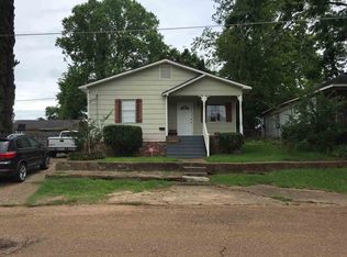 7 Spring St, Natchez, MS 39120