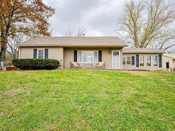 8402 SE State Route C, Cameron, MO 64429