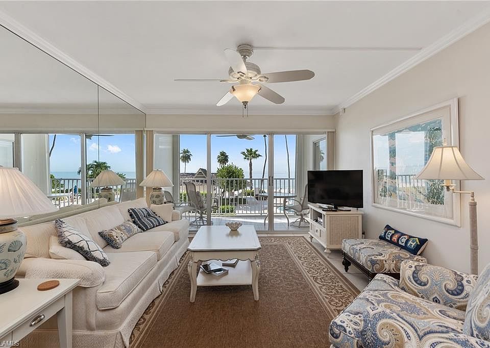 1st image of 3443 Gulf Shore Blvd N APT 209