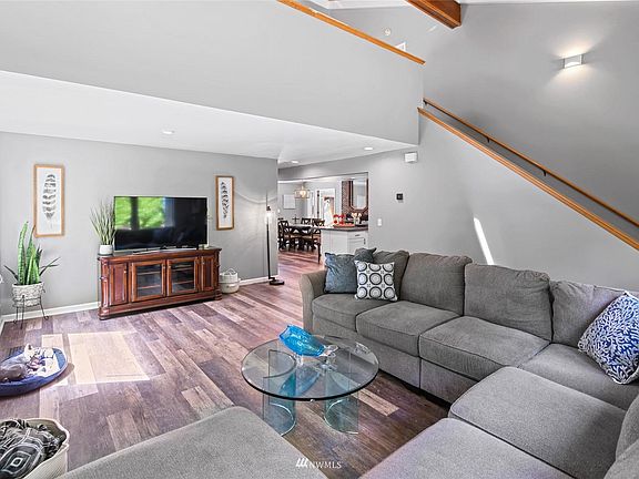 3rd image of 3602 47th Street Ct
