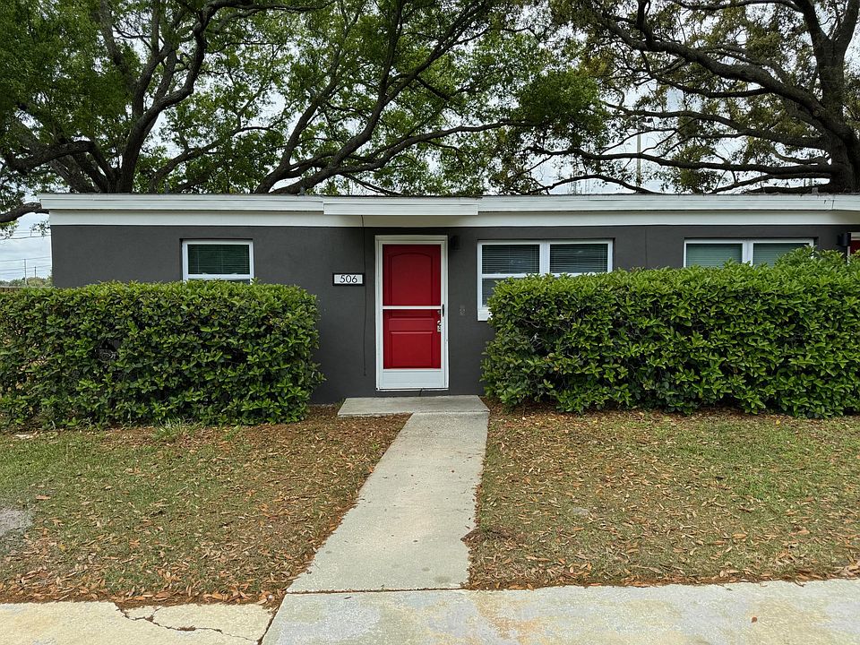 1st image of 506 Varsity St