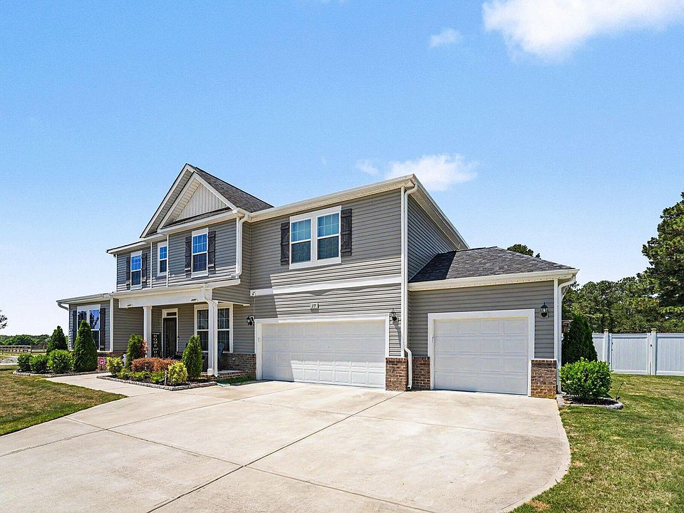 1st image of 17 Barton Bay Ln