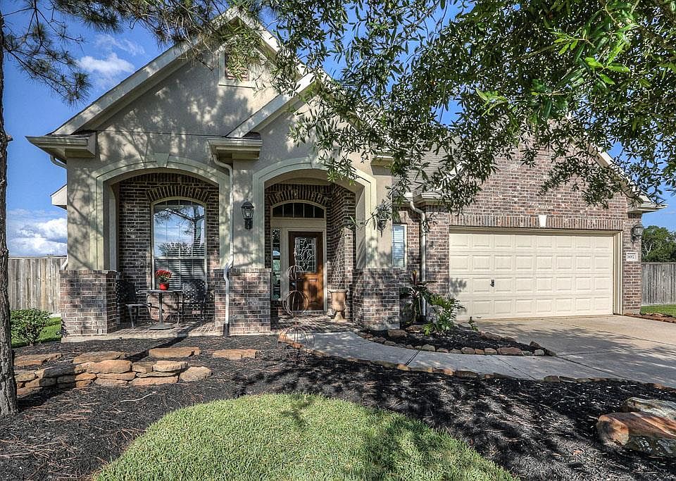 1st image of 26002 Arbor Rose Ln