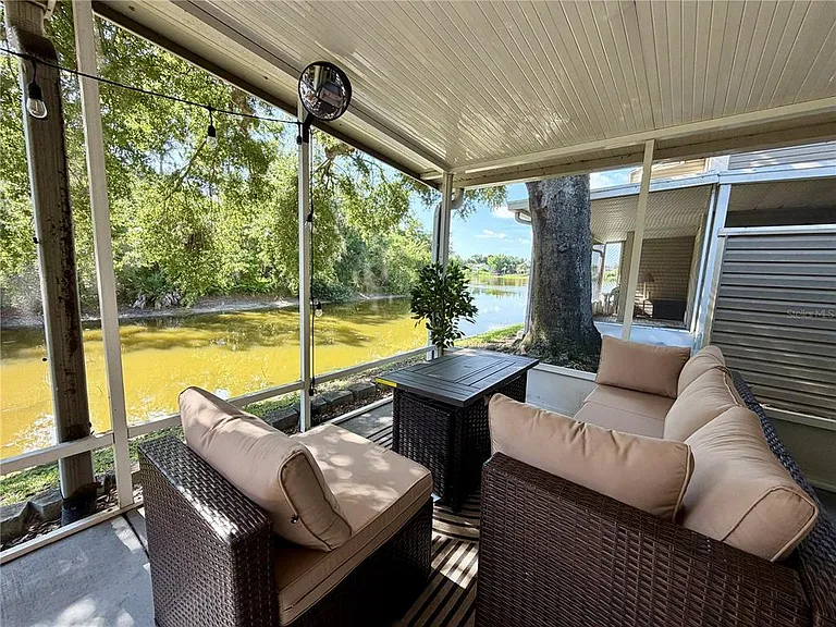 6905 Lake Place Ct — Photo 23