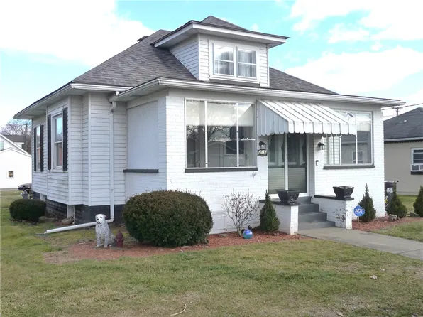 216 Mahony Ave, Ellwood City, PA 16117