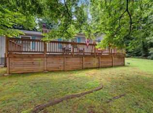 66 Bates Crossing Rd, Travelers Rest, SC 29690