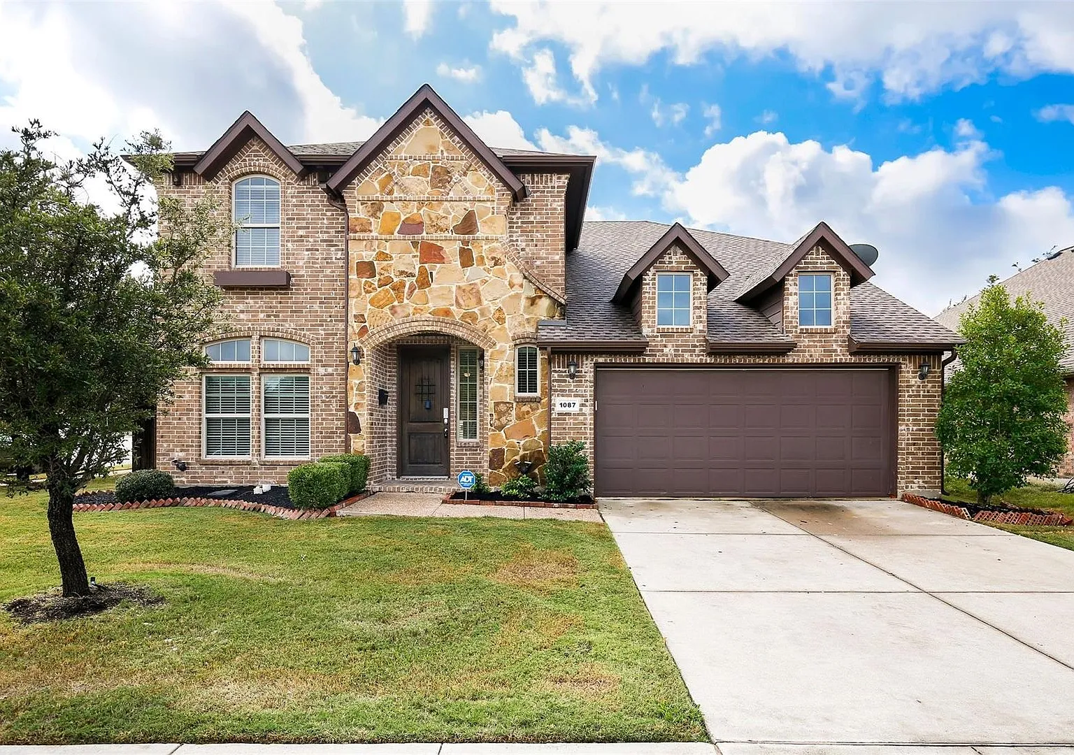Stunning Corner-Lot Home in Frisco with Impeccable Design and Functional Layout — Photo 1
