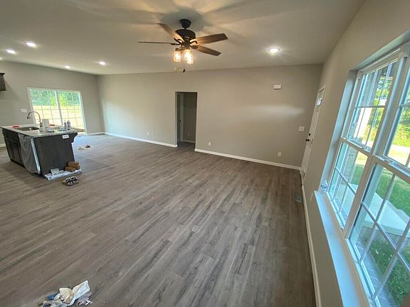 2nd image of 400 E Wright Street