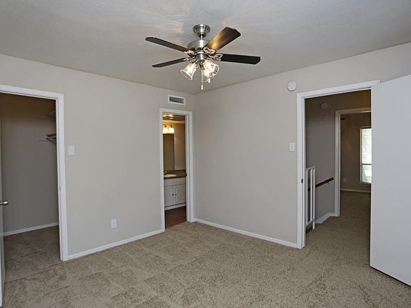 5th image of 7914 Barcelona Dr APT 106