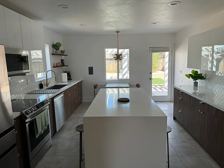 2333 N Edgemere St — Photo 21