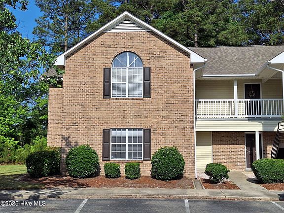 2nd image of 2922 Mulberry Ln Unit A