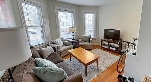 103 Marion St #1A Photo 1