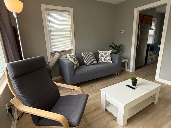 (undisclosed Address), Garden City, MI 48135