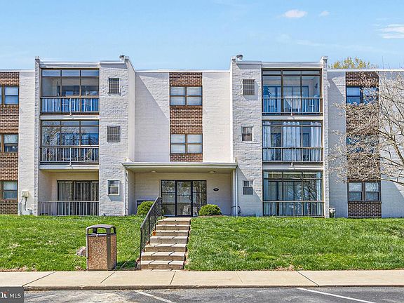 2nd image of 72 Welsh Tract Rd APT 209