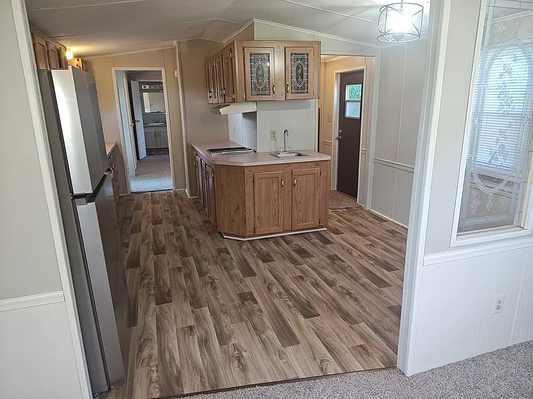 612 W Main St #16 — Photo 4