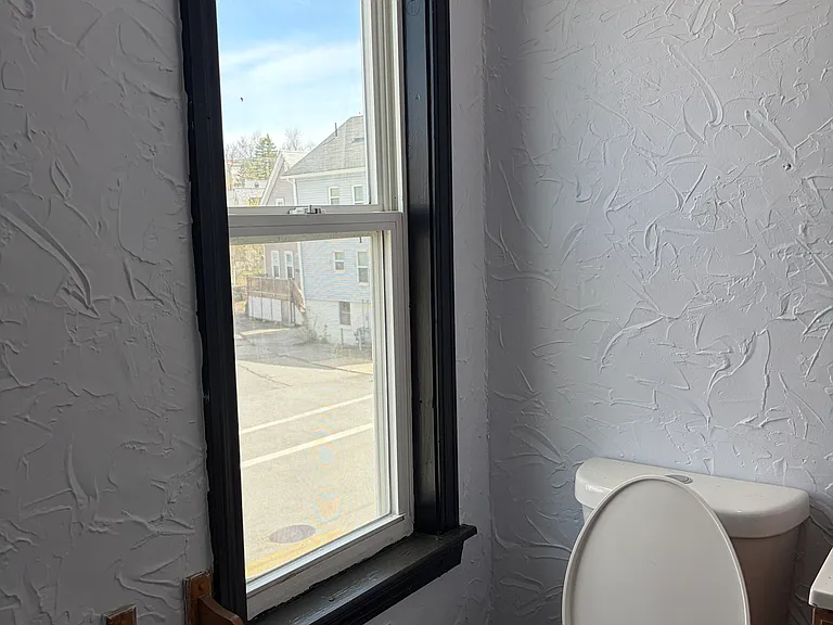 36 Lake St #1 — Photo 13