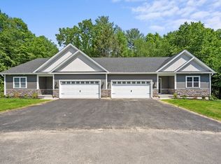 7 Conrad Cir #7, Easthampton, MA 01027