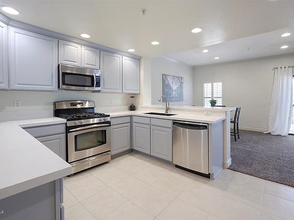 3rd image of 21320 N 56th St Unit 2040
