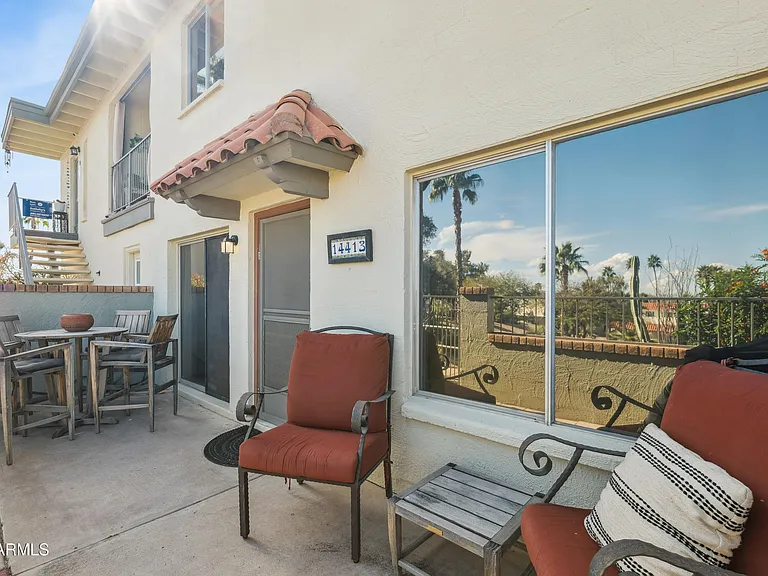 14413 N Boxwood Ln — Photo 2