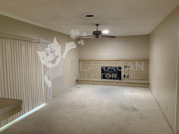 3rd image of 995 Northwood Dr
