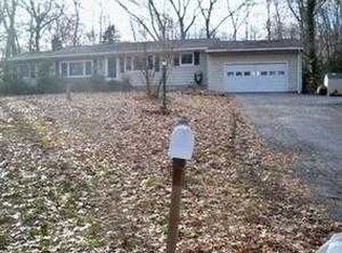 65 Valley Rd, Shelton, CT 06484