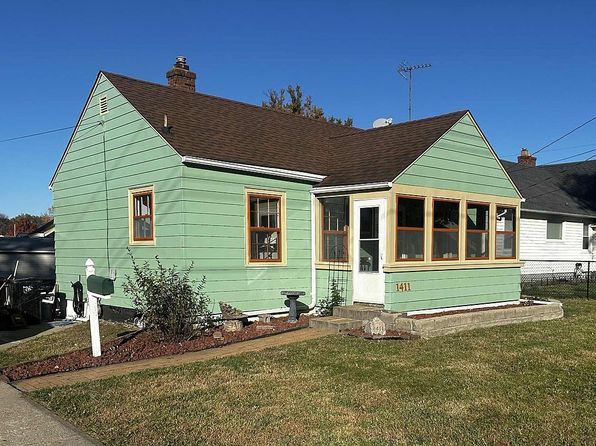 1411 Chester Ave