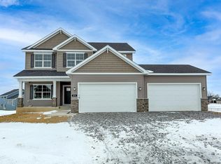 876 Greywood Blvd SW, Delano, MN 55328