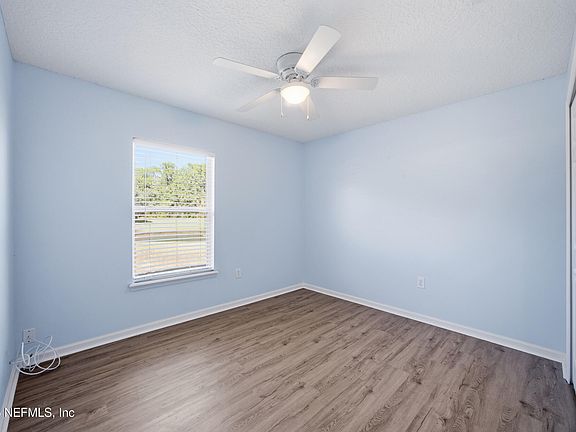 5th image of 12559 LAKE GARDENS Drive