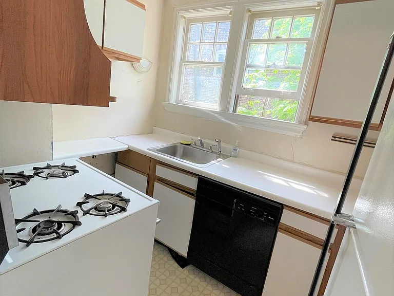 1405 Severn St #B3 — Photo 20