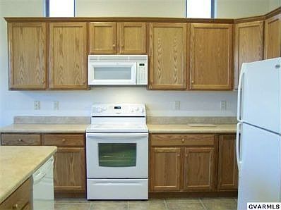 4th image of 937 W Mountain Stone Dr