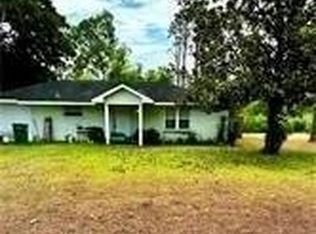 11564 Wardline Rd, Hammond, LA 70401