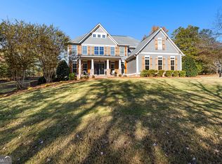 180 Burkwood Ct, Fayetteville, GA 30215