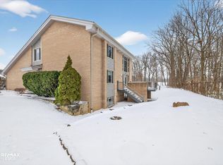 5386 Warwick Trl, Grand Blanc, MI 48439