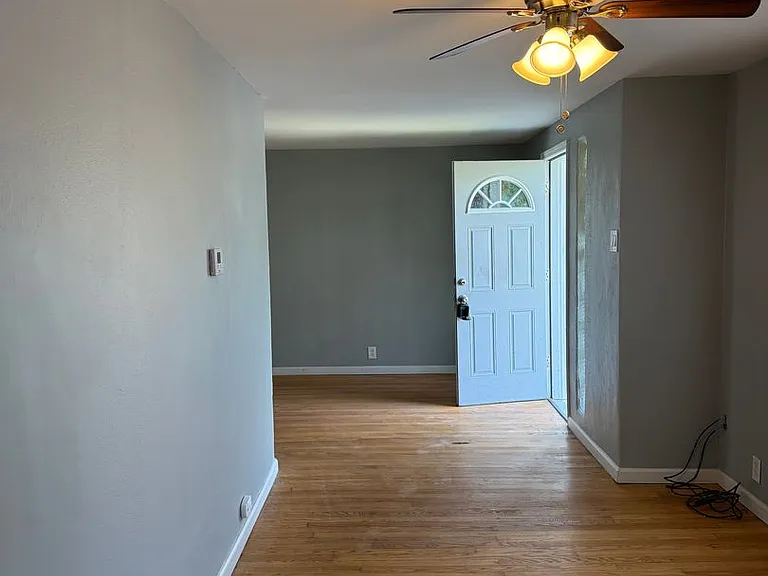 2928 Ashby Rd — Photo 5