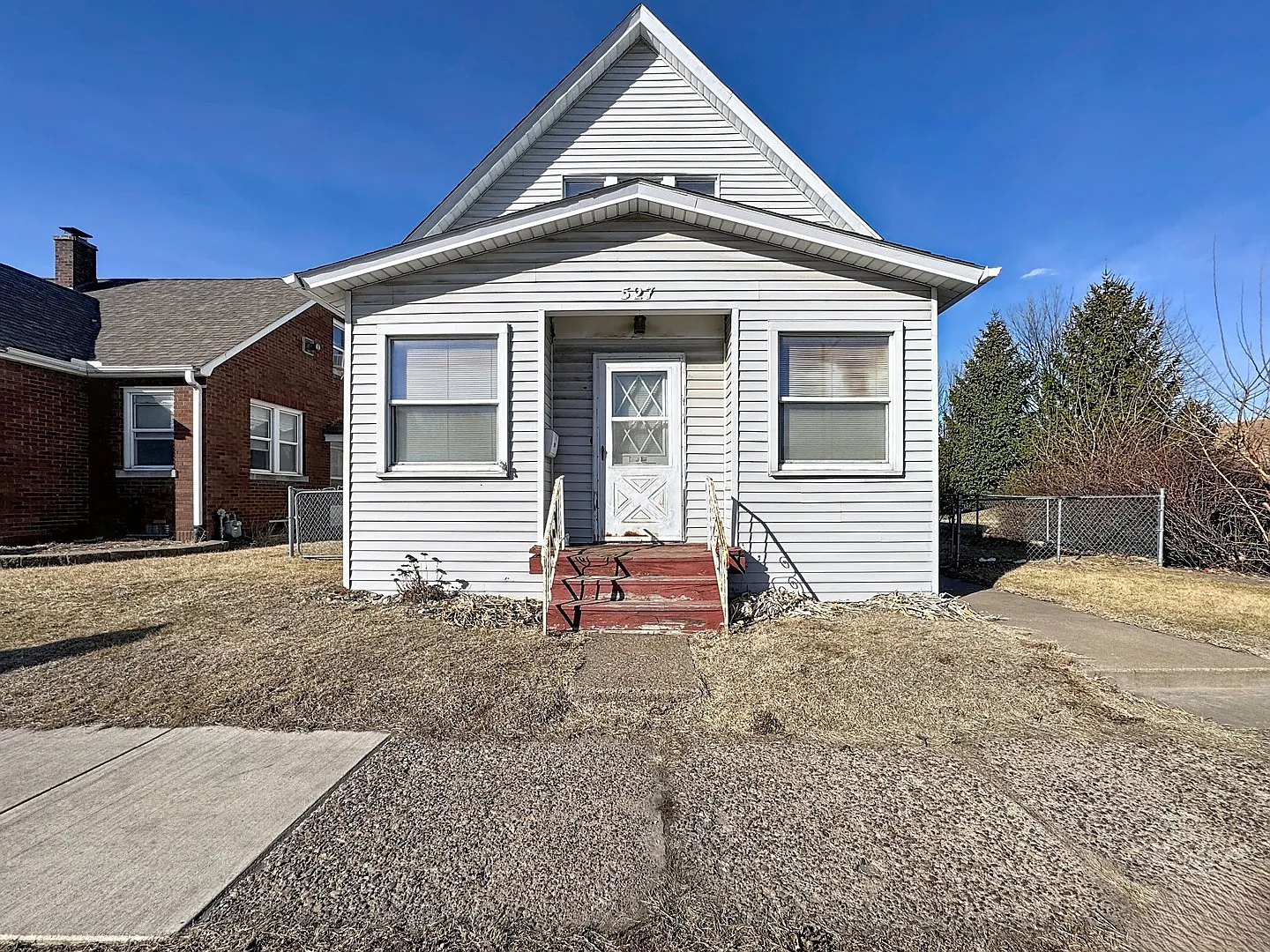 527 19th Ave photo 1