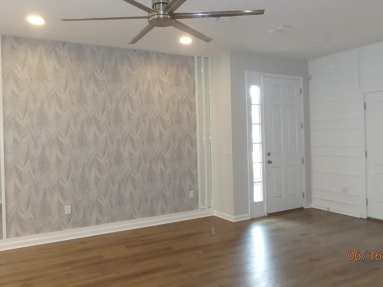 4718 New Orleans Cv — Photo 7