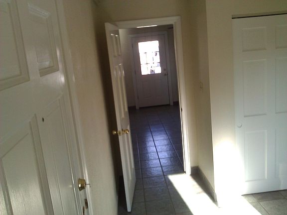5th image of 1317 E Diamond St Unit B
