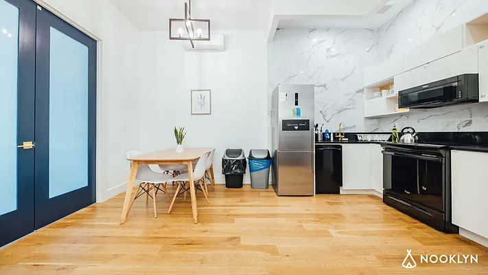 Rented by Nooklyn NYC LLC | media 42