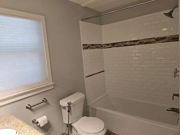 869 Jefferson Ave — Photo 11