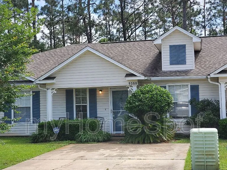 9580 Cobblebrook Dr — Photo 1