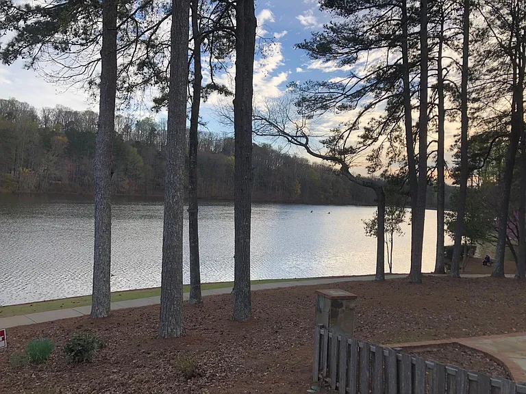 225 Starboard Point — Photo 32
