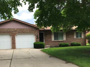 5714 Cathedral Dr, Saginaw, MI