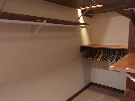2 WALK IN CLOSETS 12X6/5X11