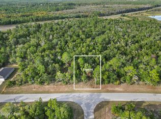 1 Gemini Cir, Chipley, FL 32428