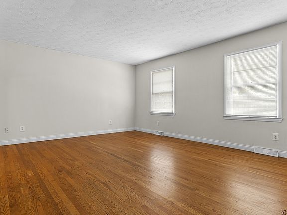 4th image of 3330 Tisdale Dr
