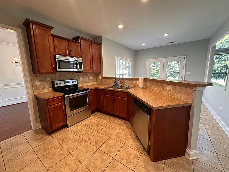 8909 Gentlewind Way — Photo 9