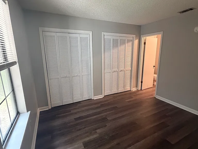 425 Admirals Walk Dr — Photo 15