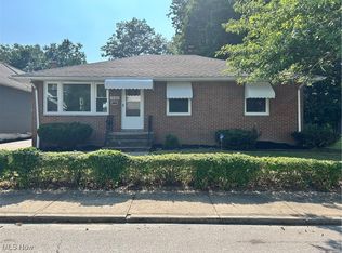 1400 Francis Ct, South Euclid, OH 44121
