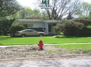 926 Norwich Dr, Troy, MI 48084