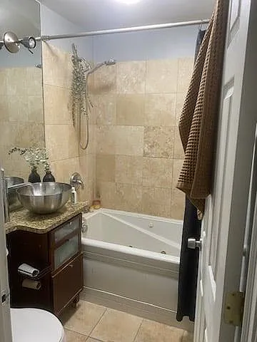 3231 W Hirsch St #1 — Photo 1